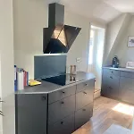 Central&beautiful Sleeps 6 - 3 Bedrooms- Appartement