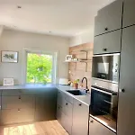 Central&beautiful Sleeps 6 - 3 Bedrooms- Appartement *