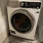 Apartment And Beautiful Sleeps 6 - 3 Bedrooms- *