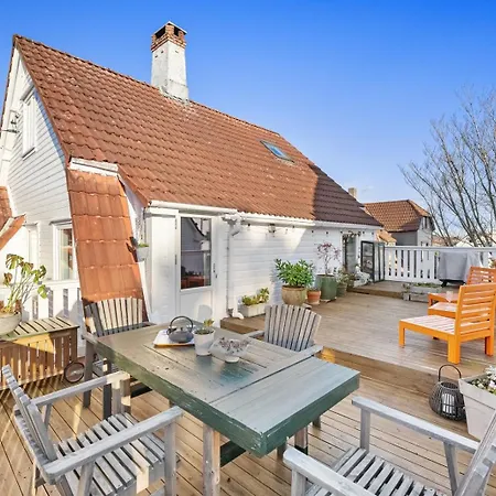 Apartmán And Beautiful Sleeps 6 - 3 Bedrooms-