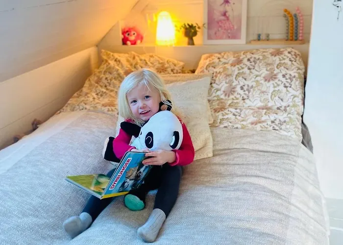 Apartmán And Beautiful Sleeps 6 - 3 Bedrooms- *