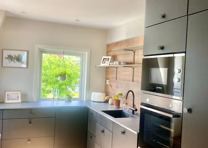 And Beautiful Sleeps 6 - 3 Bedrooms- Apartmán *