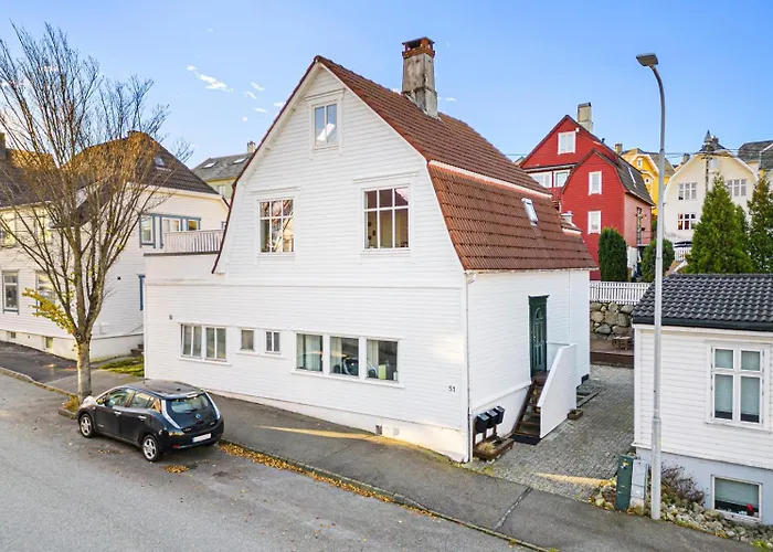 Apartmán And Beautiful Sleeps 6 - 3 Bedrooms- *