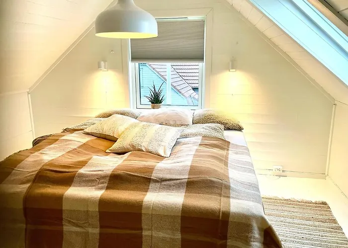 Apartmán And Beautiful Sleeps 6 - 3 Bedrooms- Stavanger